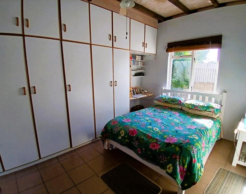 6 Bedroom Property for Sale in Stilbaai Wes Western Cape